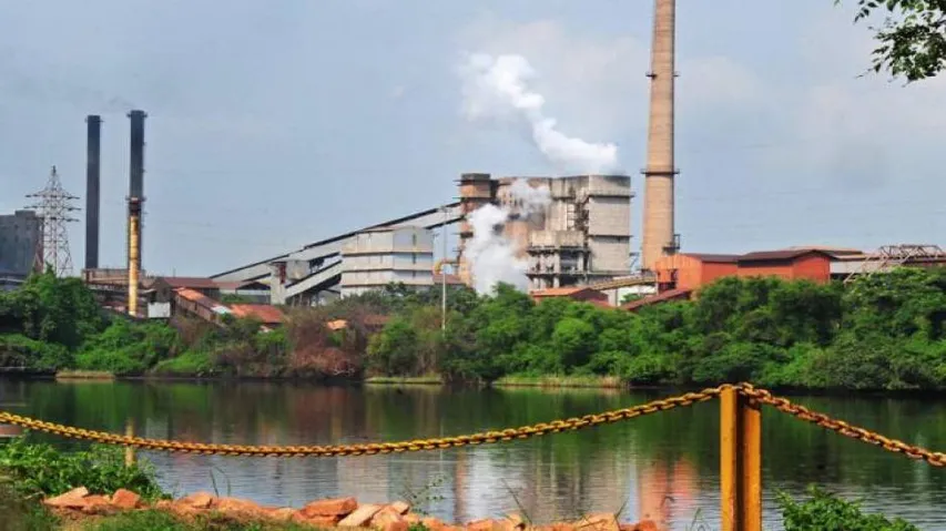 Molten steel kills 2 in Bengal's IISCO plant