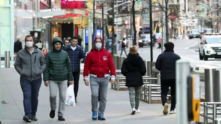 COVID-19 Cases Worldwide Surpass 25.4 Million, Death Toll Over 849,000