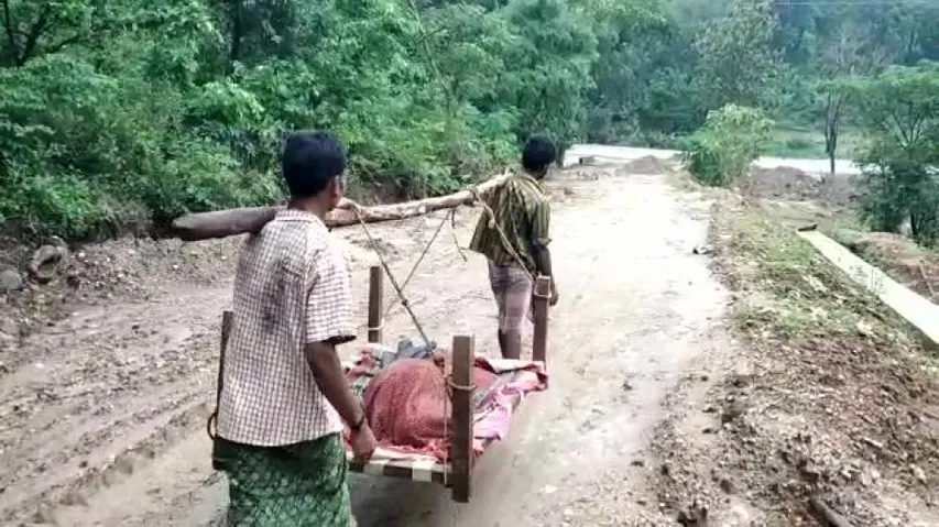Patient carried on cot to hospital again in Odisha