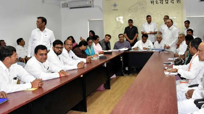 Power play: MP Congress alleges BJP 'luring' MLAs with money