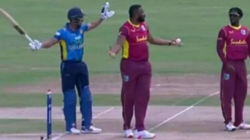 Watch: Sri Lanka Batsman Gunathilaka Controversially Given Out For ‘Obstructing The Field'