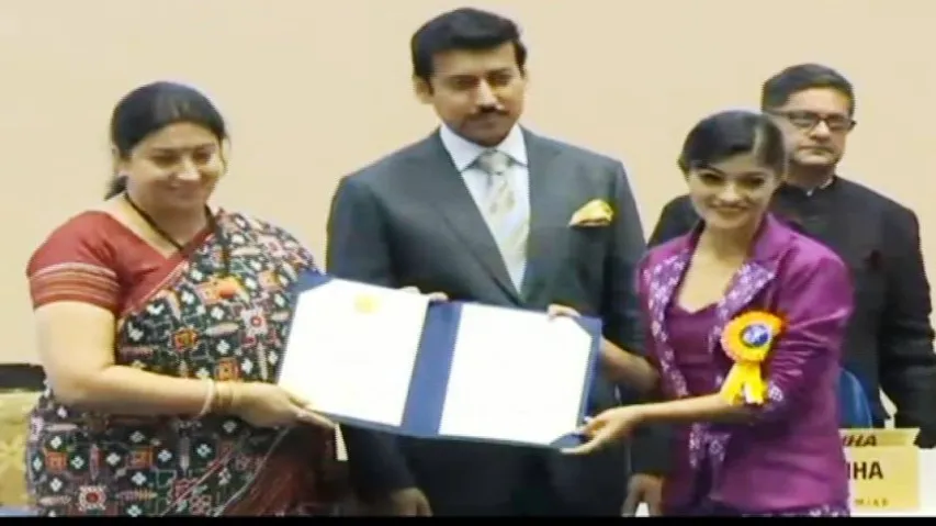 Prakruti Mishra receives National Film Award for 'Hello Arsi'