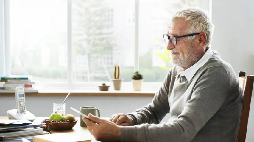What helps people live well with dementia