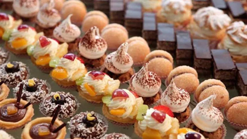 Common Food Additive In Desserts, Gum Can Trigger Adverse Health Effects