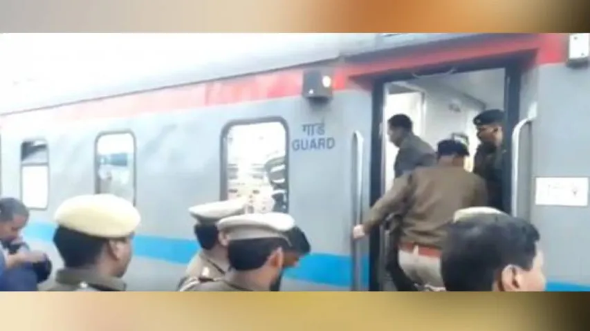 Passenger Tweets '5 Bombs In Dibrugarh Rajdhani', Train Stopped At Dadri