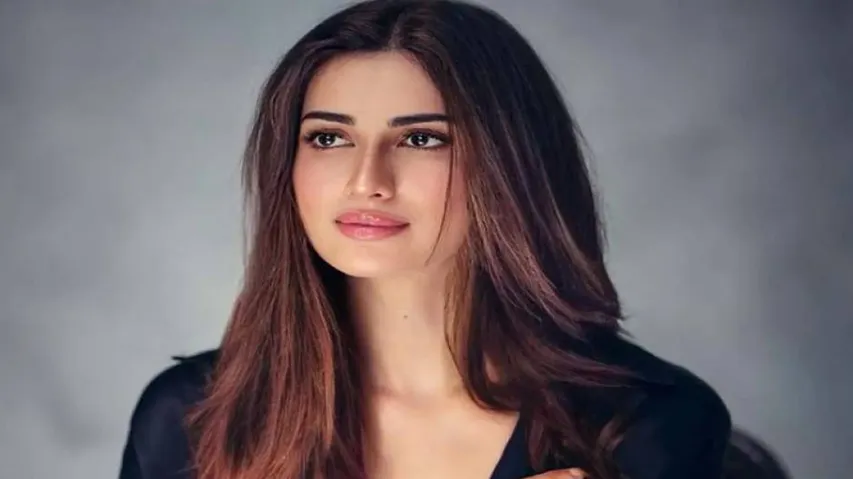 Miss India Finalist Diksha Singh Loses UP Panchayat Polls