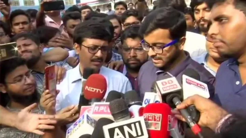 Striking doctors ready to meet Mamata - with media present
