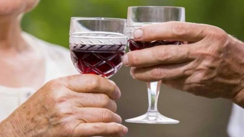 Moderate drinking not harmful for elderly patients with heart failure