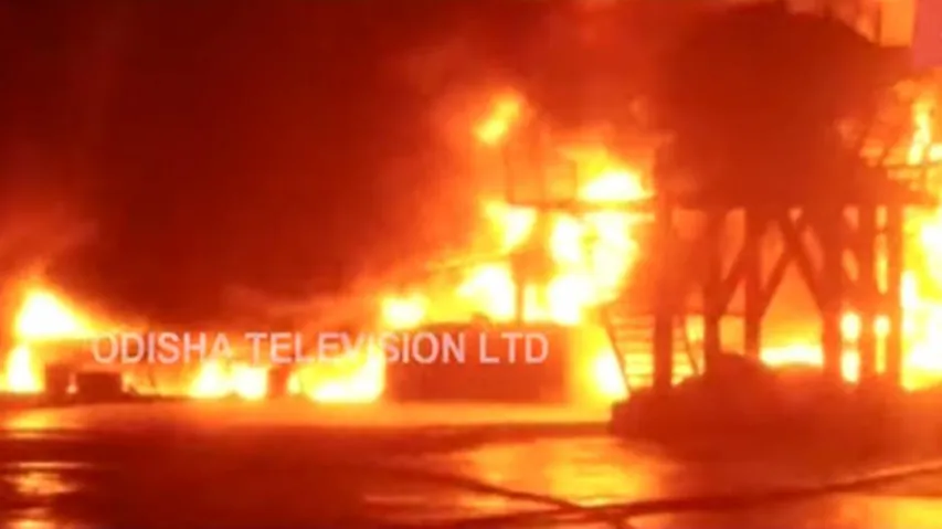 Massive Fire Destroys Coal Tar Pitch Factory In Sambalpur