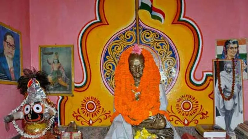 Mahatma Gandhi Worshipped At Temple In Odisha's Bhatra