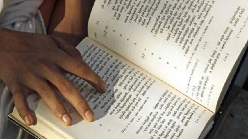 Muslim man attacked for reading Hindu scriptures