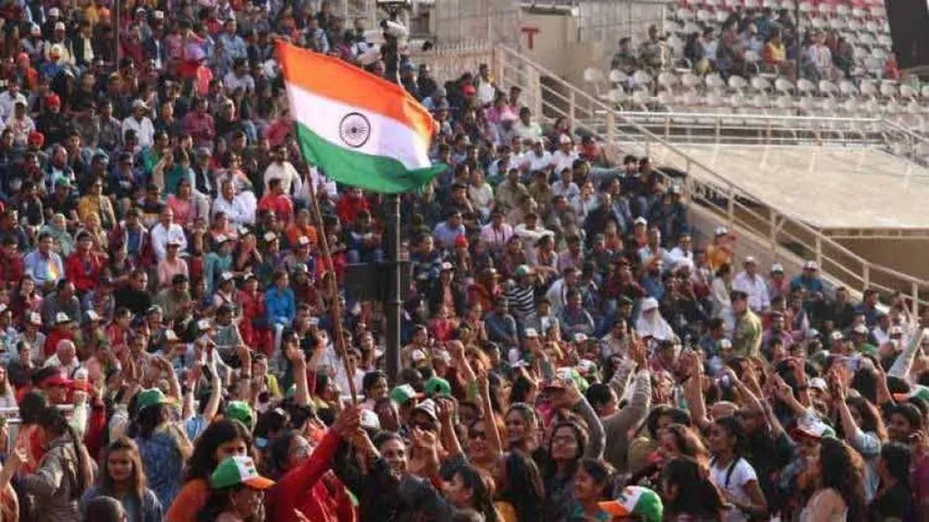Patriotic songs mark I-Day celebrations at Attari-Wagah border