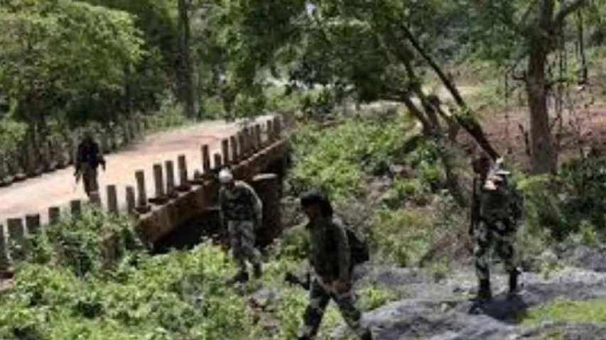 Five IEDs recovered in Jharkhand; search underway