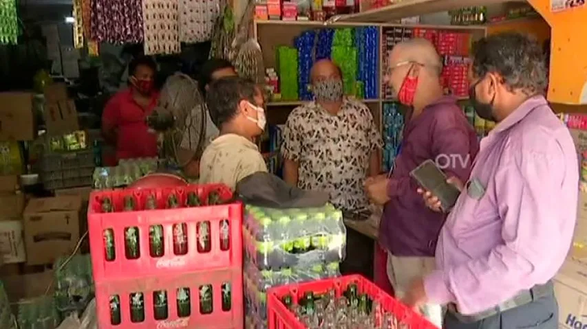 Vendors In Odisha Pitch In To Promote Vaccination, Offer Discount To Inoculated Customers