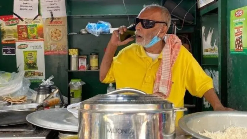 'Baba ka Dhaba' Owner Attempts Suicide, Hospitalised