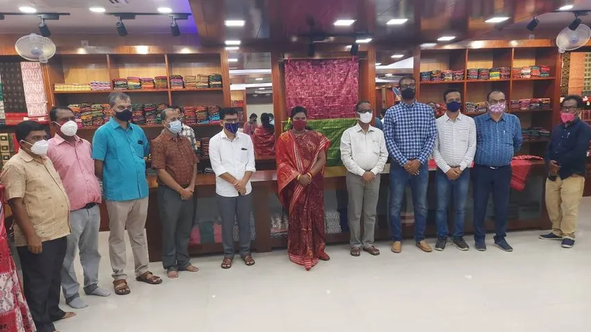 Sambalpuri Handloom Cooperative Opens Mega Showroom In Odisha's Bargarh, Aims At Rs 5-7Cr Business