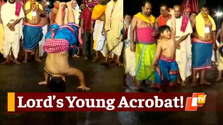 Lord Jagannath’s Young Servitor Puts On A Show During Ratha Jatra