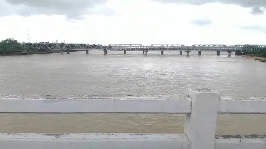 Lab Assistant Goes Missing After Jumping Into Mahanadi; Couple Missing At Waterfall In Odisha