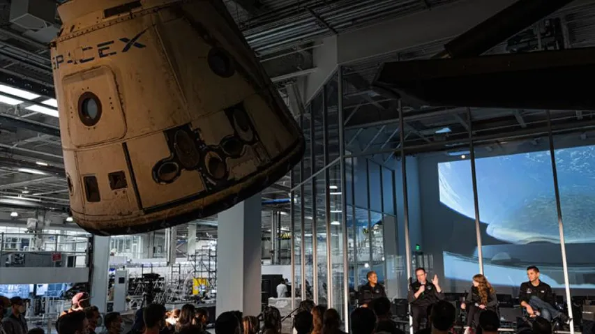 SpaceX Crew Shares Earth Image Shot On iPhone