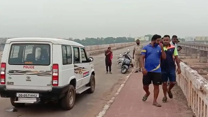 Youth Jumps Off Kathajodi Bridge