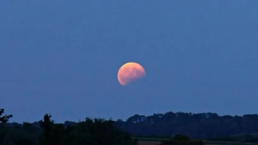 Longest Partial Lunar Eclipse In 580 Years On Nov 19, To Be Visible From India