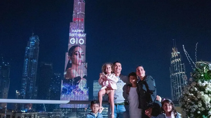 Ronaldo Lights Up Burj Khalifa