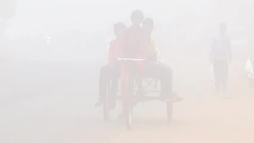 Odisha Weather: Thick Fog Engulfs Cuttack, Bhubaneswar And Puri