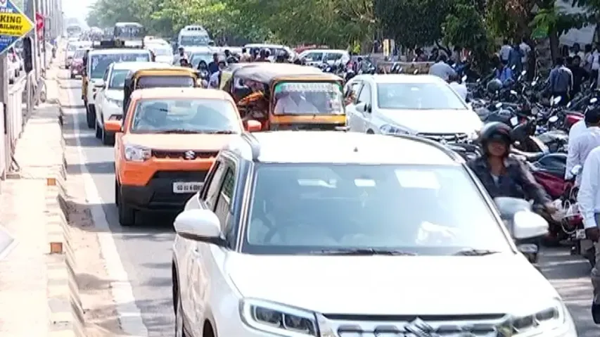 Parking Problem, A Major Poll Issue For Bhubaneswar Mayor Election