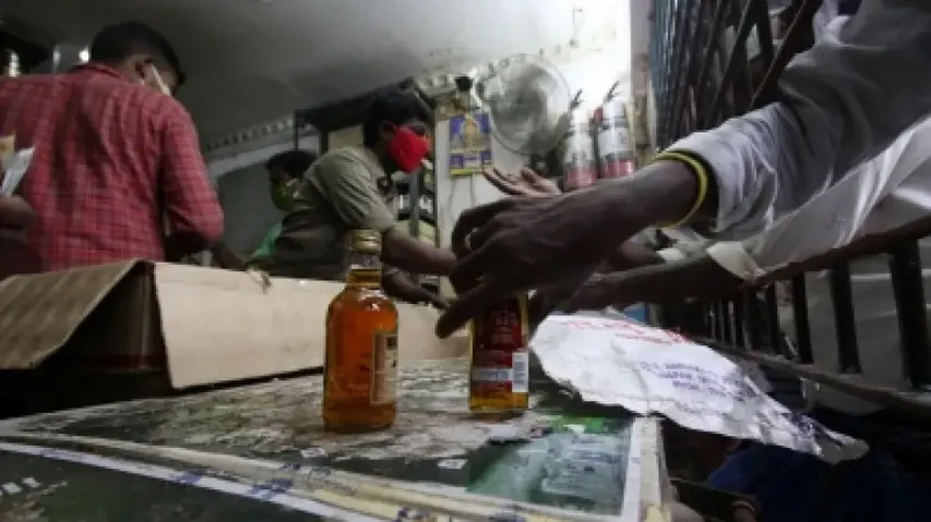 Bihar Govt Refuses Compensation To Kin Of Liquor Tragedy Victims