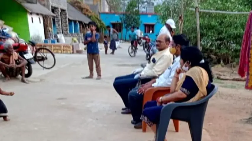 Crime Branch Officials At Manas Swain's Home