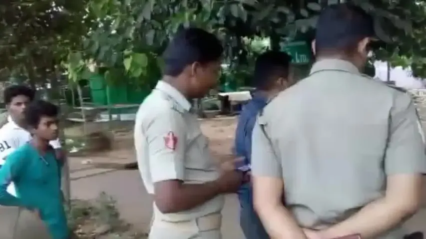 Body Of Man Found Tied To Roadside Tree In Bhubaneswar