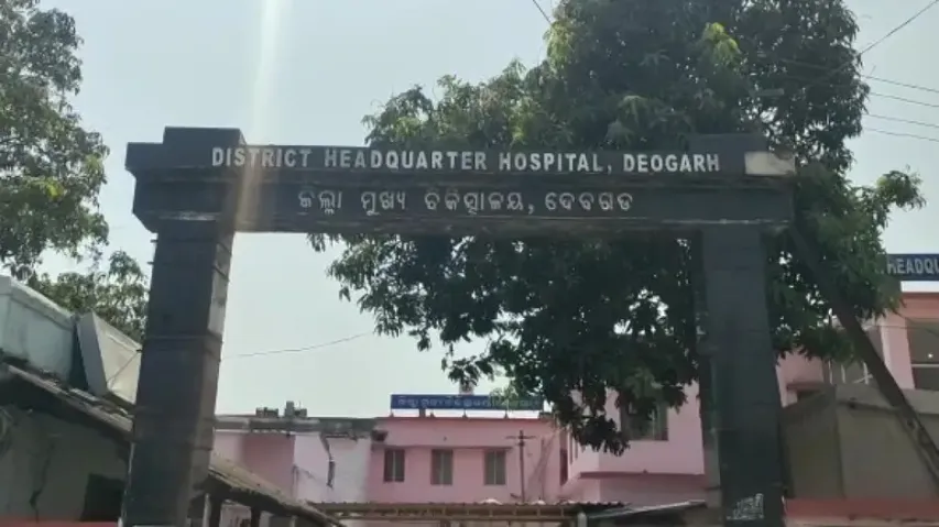 Minor girl suffering burn injuries shifted to general ward to facilitate AC cabin to Deogarh MLA