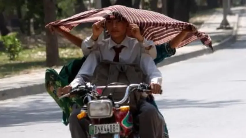 Pakistan hit by deadly cholera outbreak amid heatwave