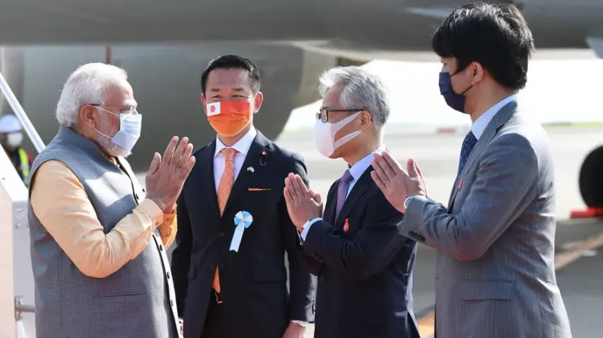 PM Modi arrives in Tokyo