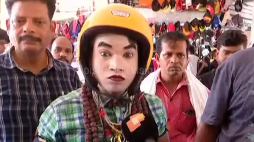 Odisha youth dons Aamir Khan’s ‘PK’ look to create awareness about tree plantation