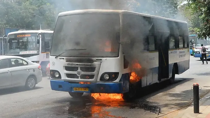 7 burnt alive as Hyderabad-bound bus catches fire in Karnataka