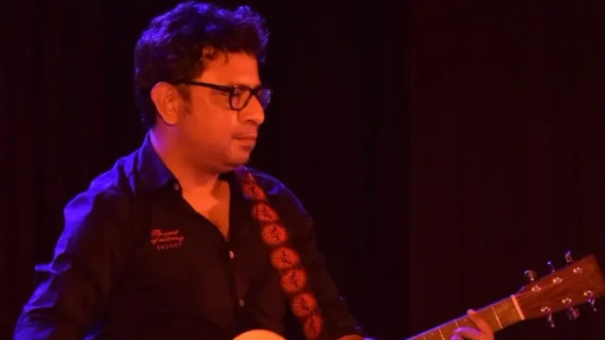 Singer Rupankar Bagchi apologises for anti-KK remarks, deletes FB post