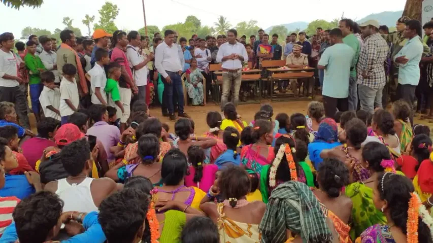 Nearly 300 Maoist militia members surrender before Odisha Police