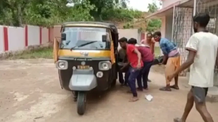 Kandhamal family forced to carry body in auto-rickshaw as hearse denied 
