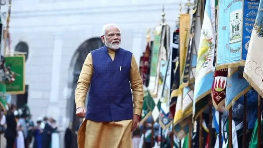 German Chancellor Olaf Scholz welcomes PM Modi at G7 Summit