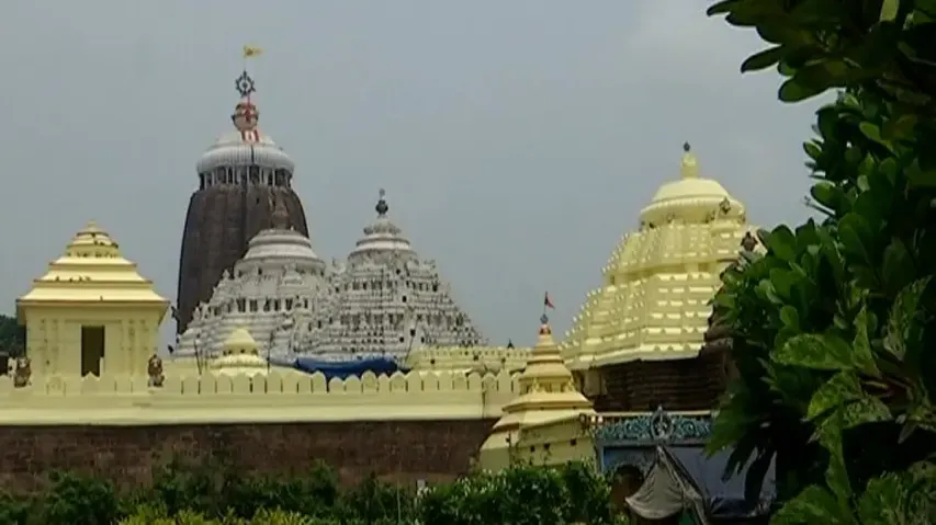 Demand for opening of Srimandir Ratna Bhandar gathers steam as Gajapati, servitor reiterate for it