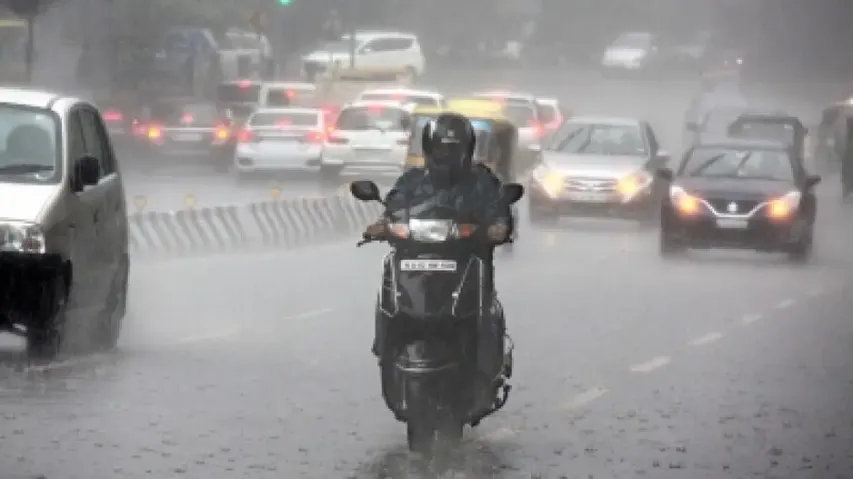 Heavy rains claim 12 lives in Karnataka, CM discusses flood situation