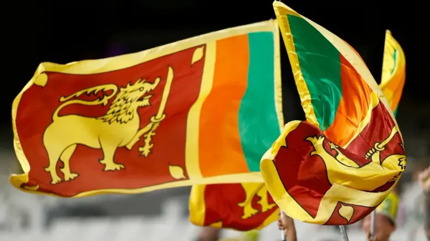Anti-govt protesters storm SL President's house