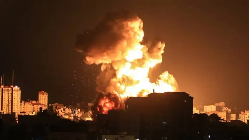 Israel cancels expanded work permits for Gazans in response to rocket fire