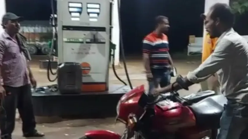 Alleged sale of adulterated petrol irks buyers in Dhenkanal