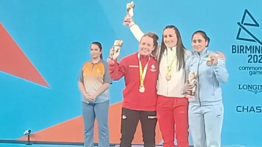 Harjinder wins bronze in women's 71kg weightlifting