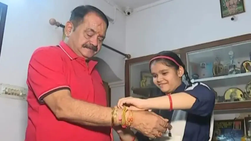 Rakhi Purnima celebrated with fanfare; Srimandir to celebrate Rakhi Purnima tomorrow 