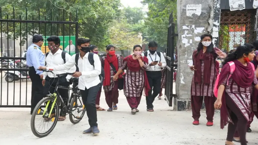 Students anxious over uncertain examination pattern