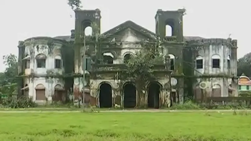 Jeypore’s pride century-old Surya Mahal cries for attention 