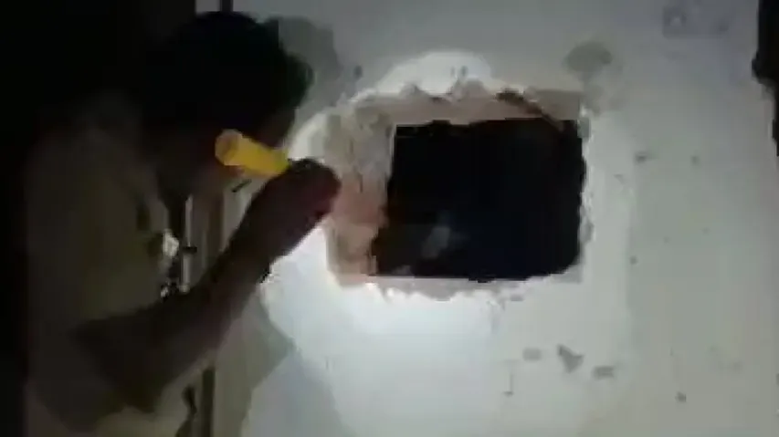 Thieves break into liquor store 